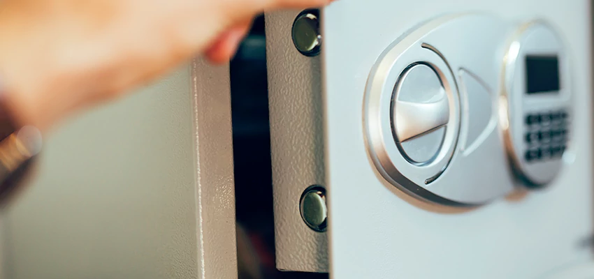 Fingerprint Safe Openers in Yucca Valley, CA